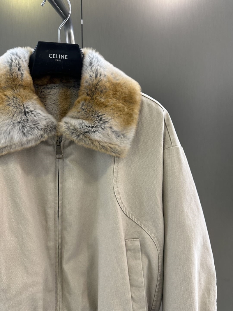 Ce1i*e outwears